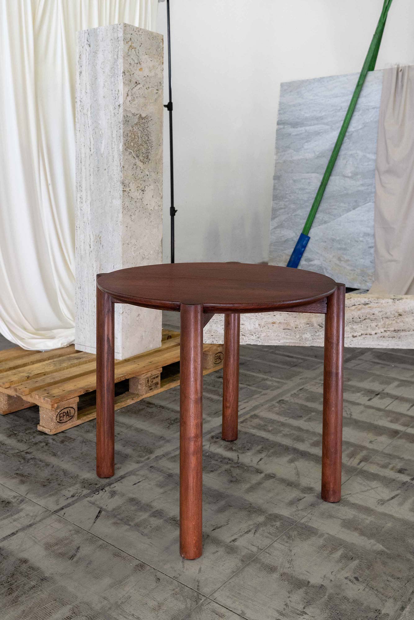 A-nrd-studio---KOL-table-collection_07